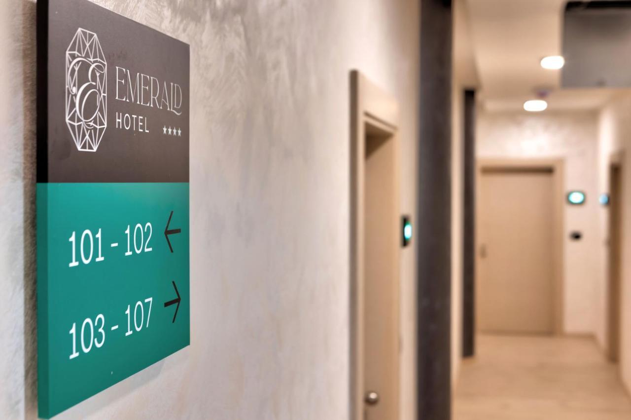 Hotel Emerald Gnojnice Exteriér fotografie
