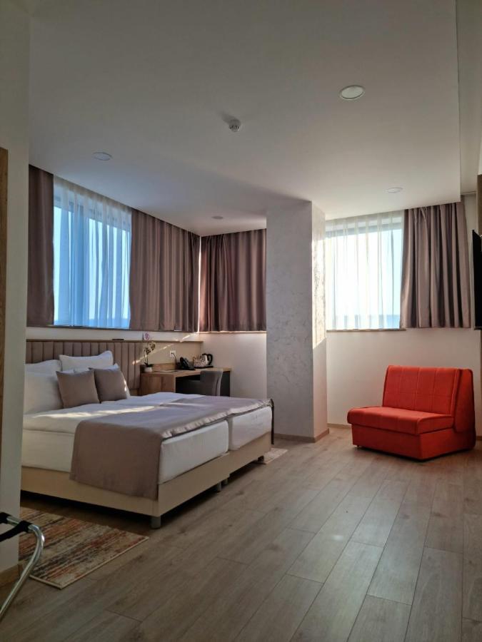 Hotel Emerald Gnojnice Exteriér fotografie